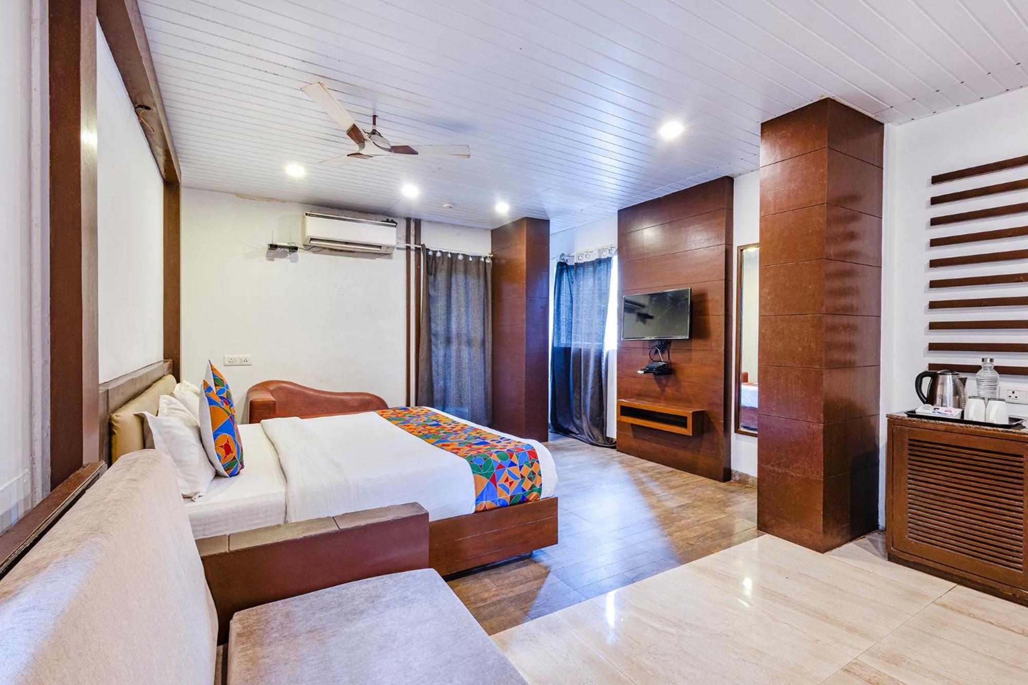 Fabhotel Prime 7 Eleven Resort Candolim Bagian luar foto